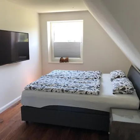 With 2 Bedrooms *